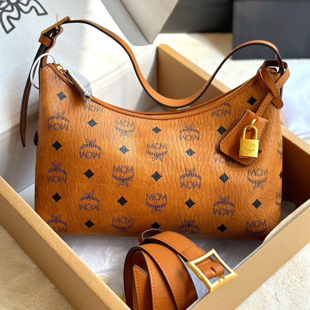 MCM  Visetos Hobo Cognac